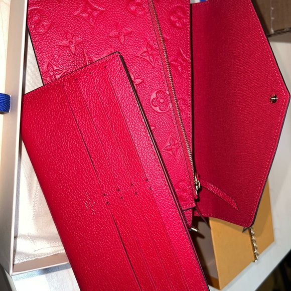 Brand New, 100% authentic Louis Vuitton FÉLICIE POCHETTE purse - Picture 7 of 16